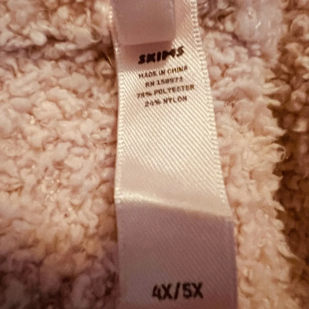SKIMS luxurious blush
